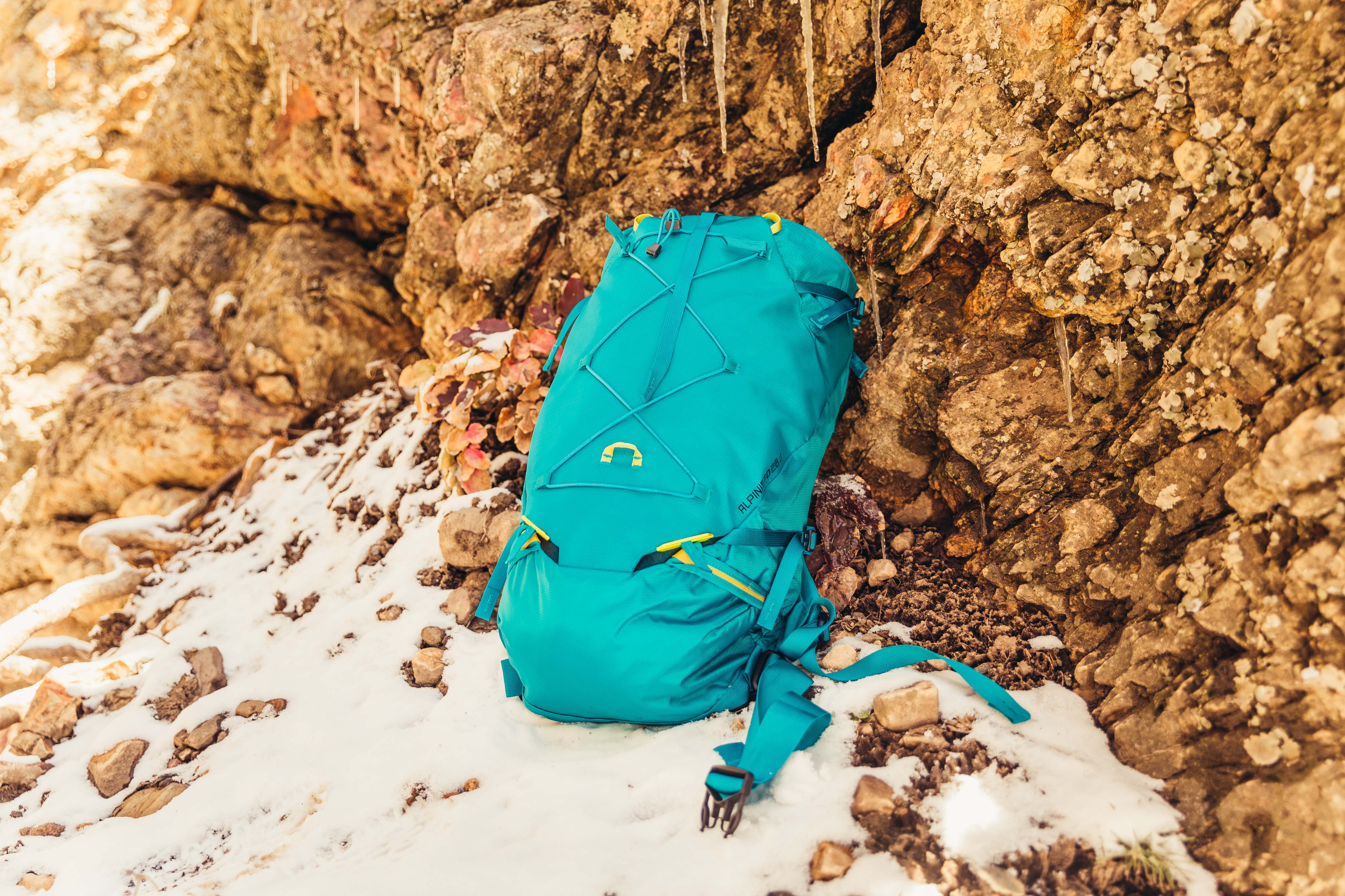 Alpinisto 38 LT, piton blue