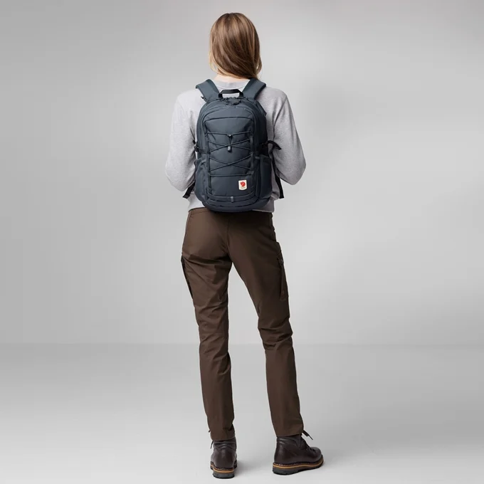 Skule 20, patina green