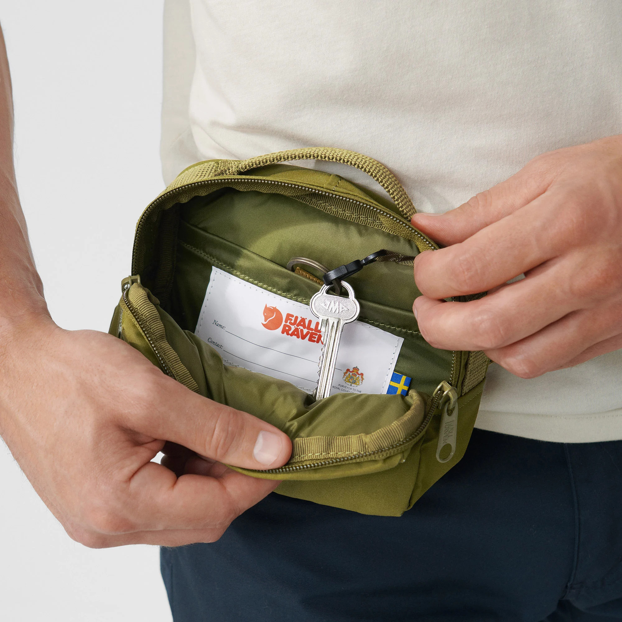 Kanken Hip Pack, graphite