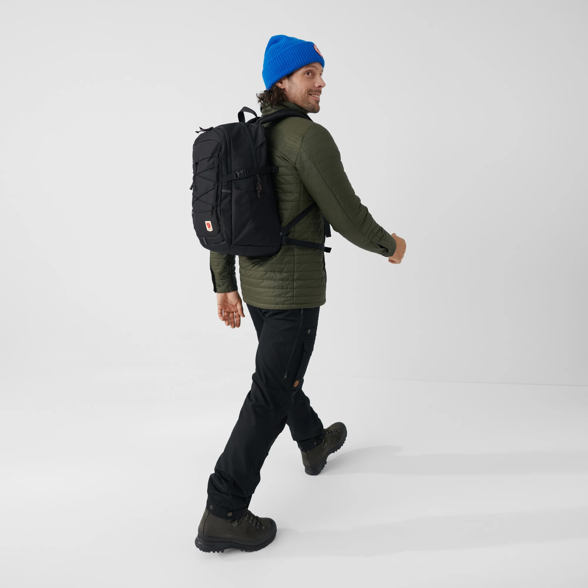 Skule 28, black