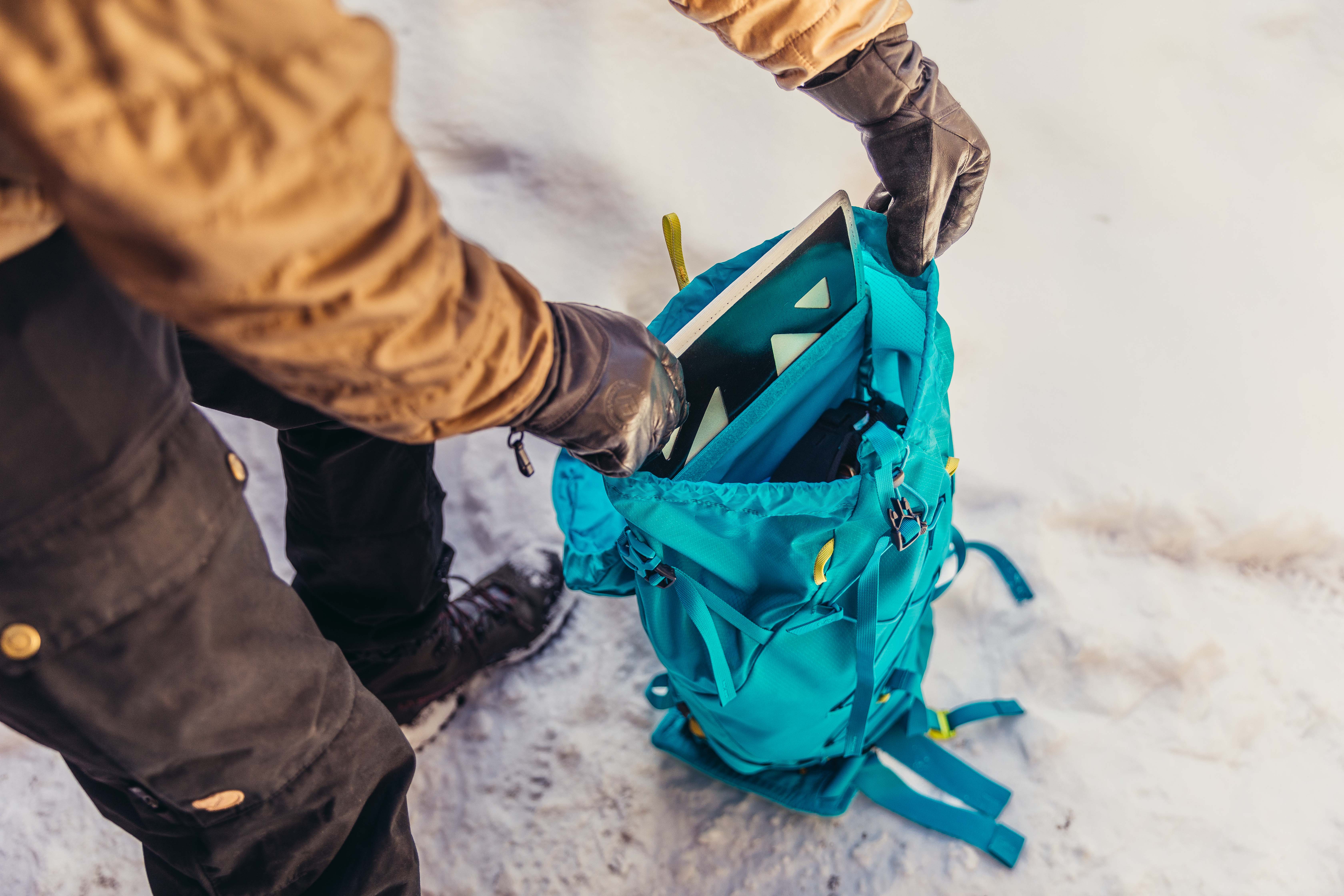 Alpinisto 38 LT, piton blue