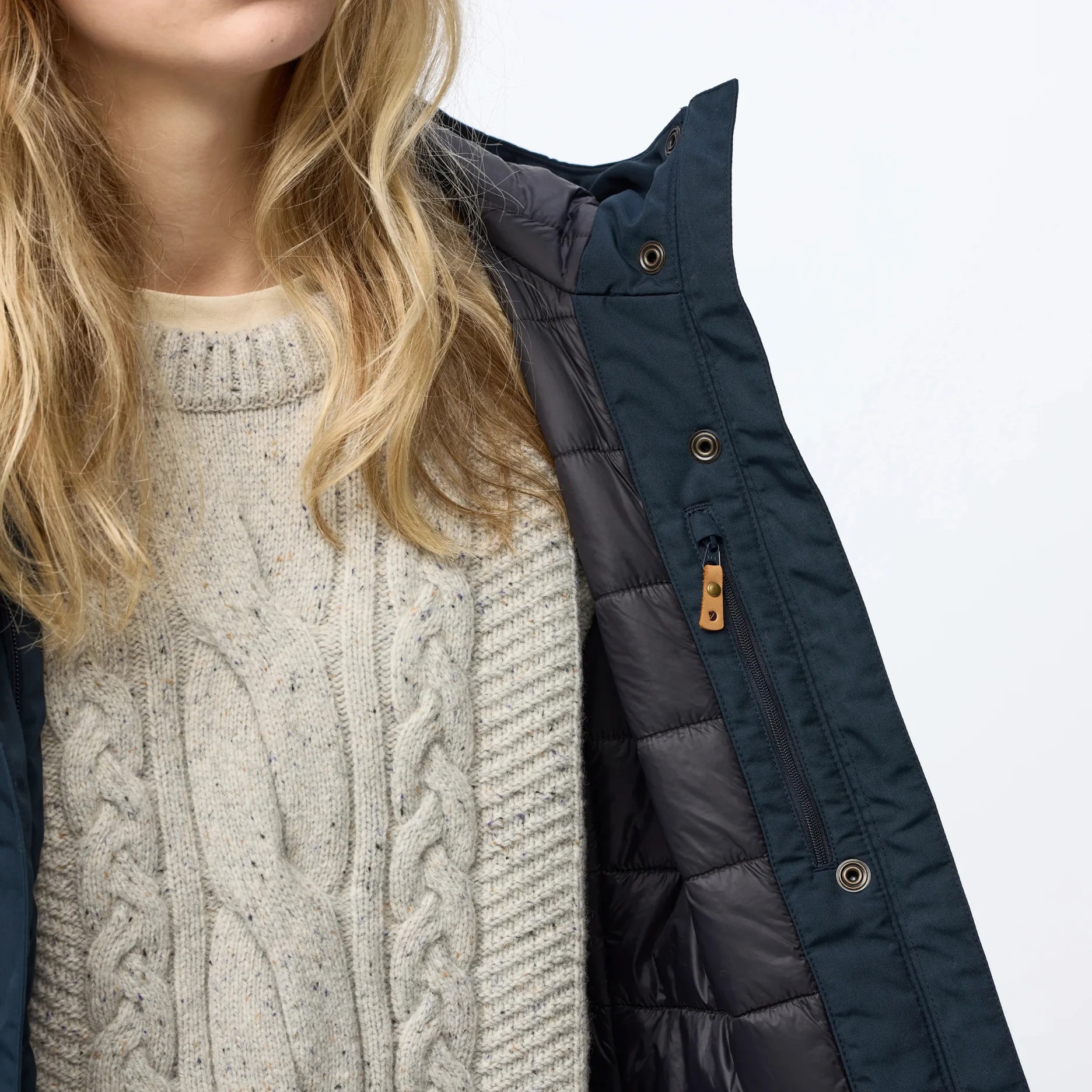 Kiruna Hydratic Padded Parka Wm, black