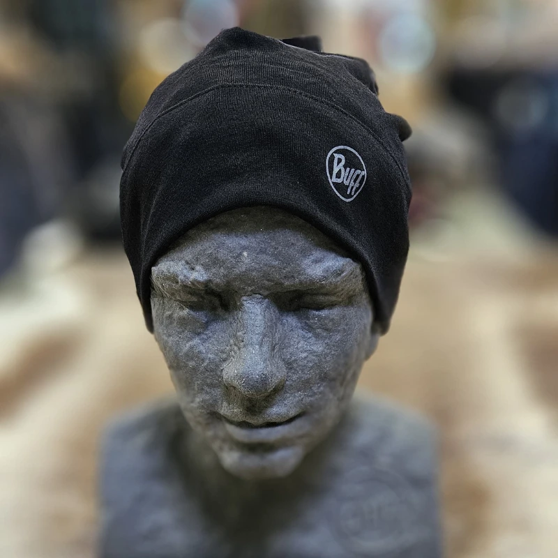 Buff Merino Midweight Beanie, solid black