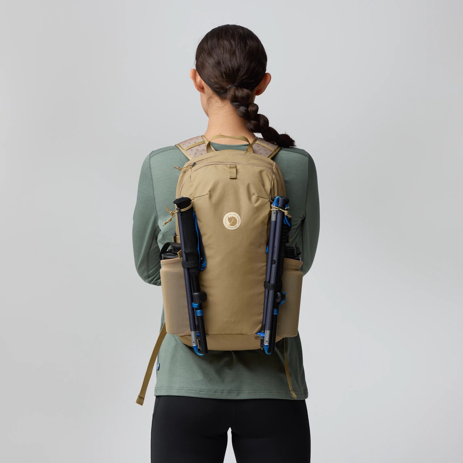 Abisko Softpack 16, mustard yellow