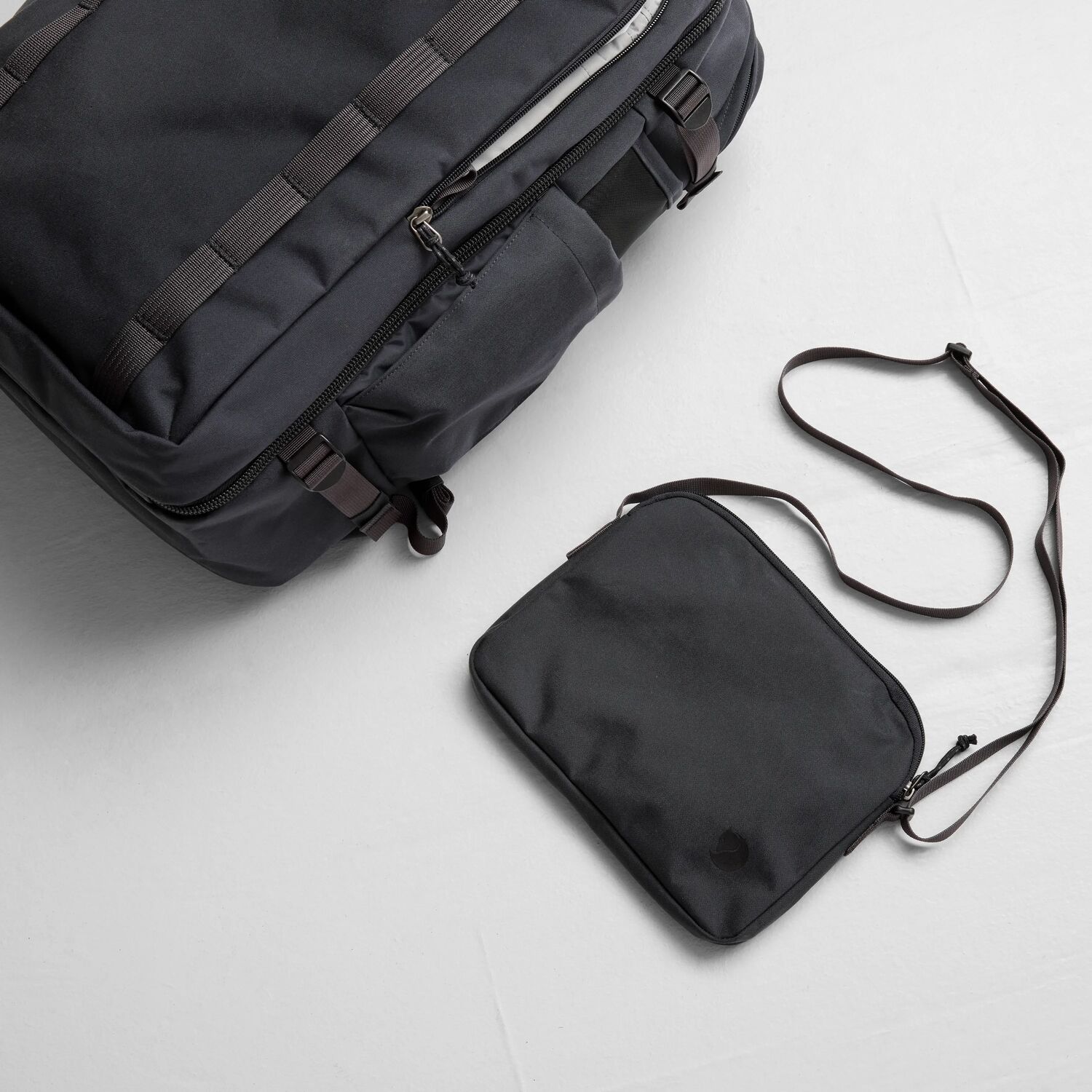 Färden Carry-On Pack, coal black