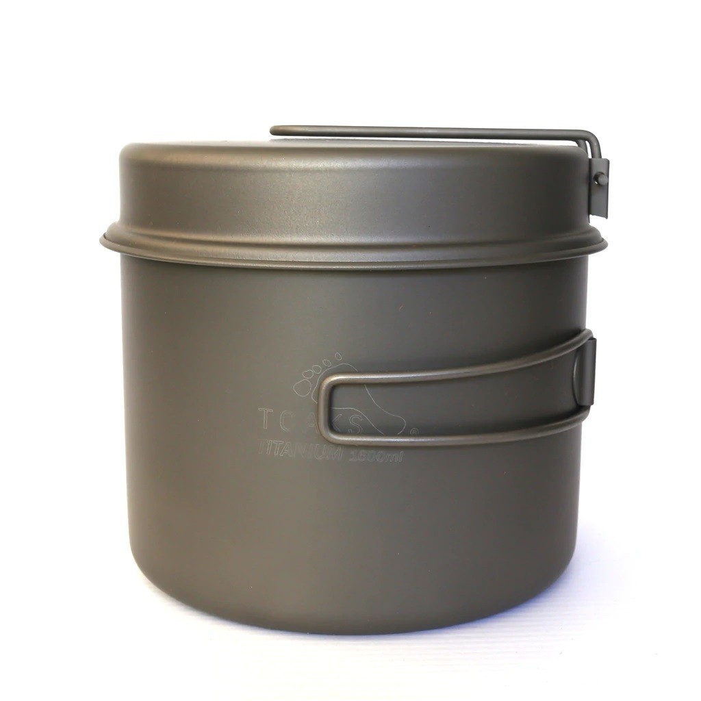 Titanium 1600 ml Pot with Pan