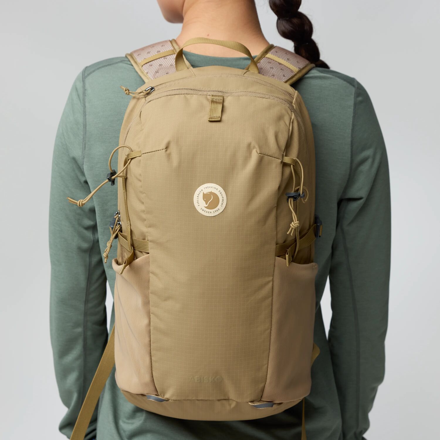 Abisko Softpack 16, mustard yellow