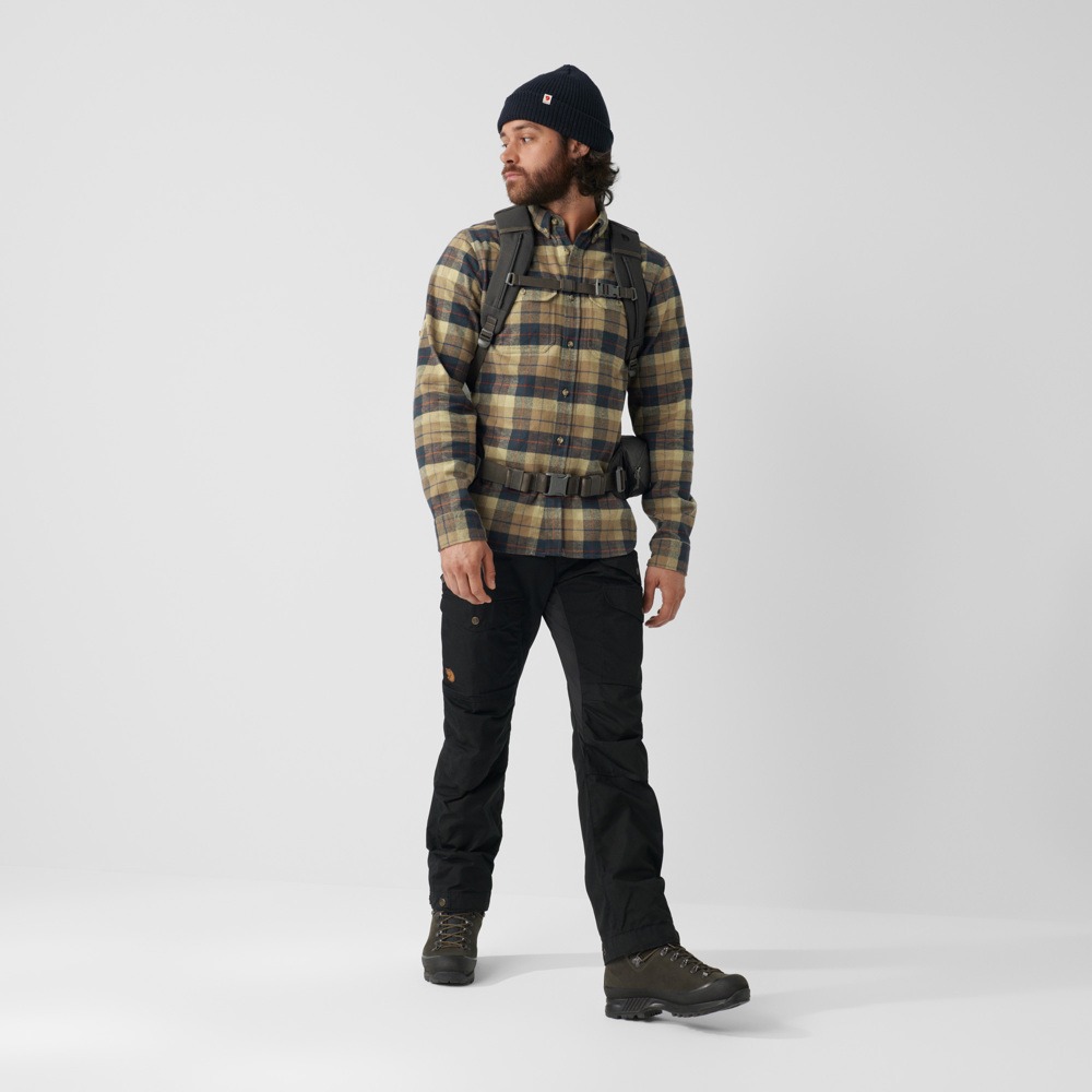 Singi Heavy Flannel L/S Shirt, black/deep forest